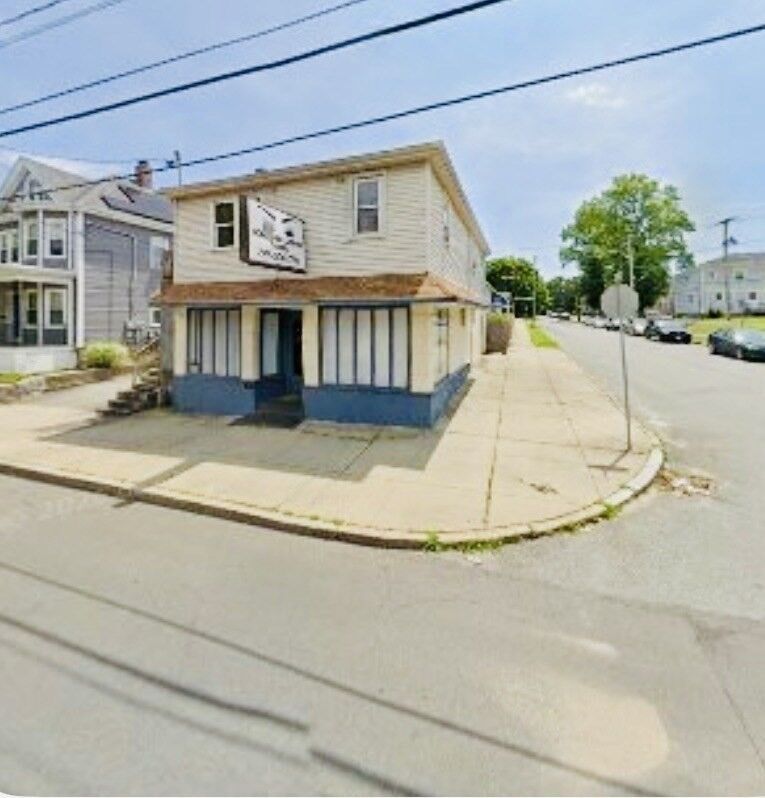Property Photo:  496 Nash Rd  MA 02746 