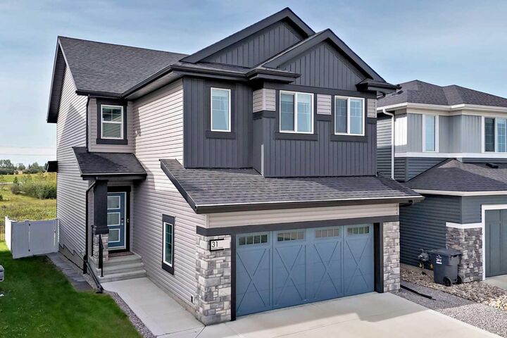 Property Photo: 31 Memorial Parkway AB T4E 3B7