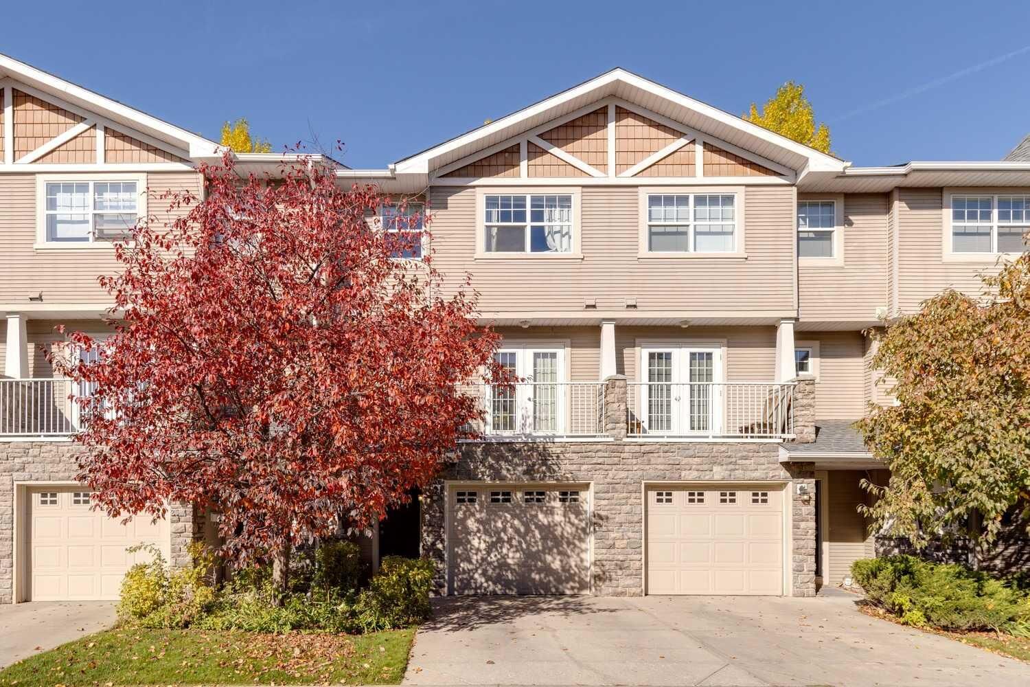 Property Photo:  29 Inglewood Grove SE  AB T2G 5R4 