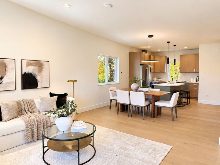 Property Photo: 4930 43rd Avenue S A WA 98118