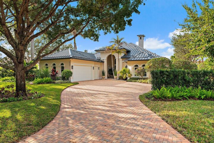 Property Photo:  6283 SE Moss Ridge Pointe  FL 33455 