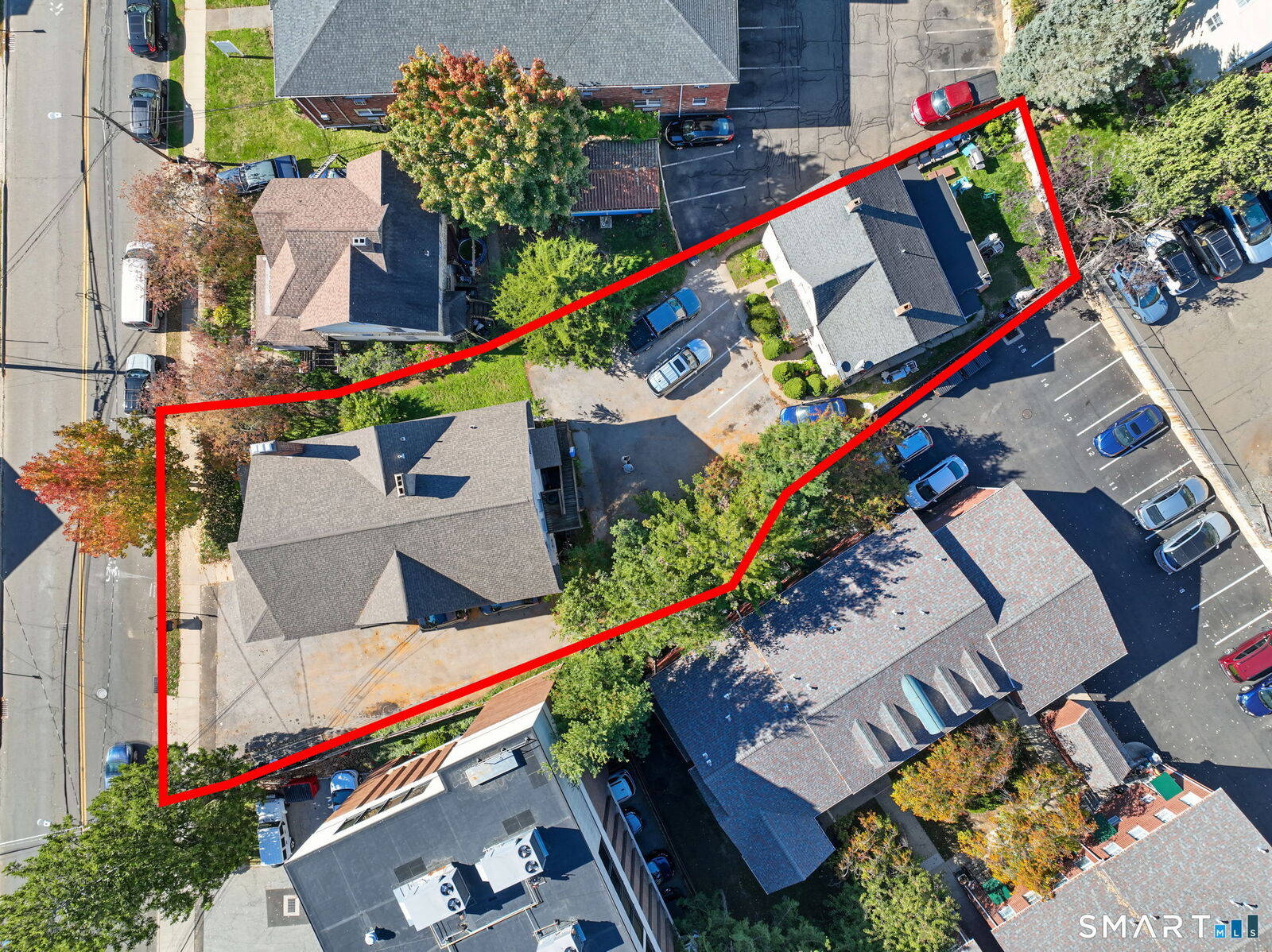 Property Photo:  52 Hoyt Street  CT 06905 