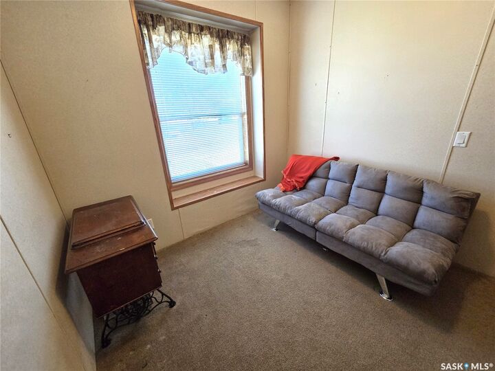 Property Photo:  105 Grove Street  SK S0C 1N0 