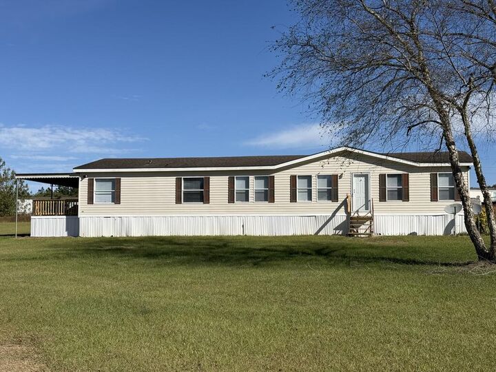 Property Photo:  240 Blackberry Lane  AL 36303 
