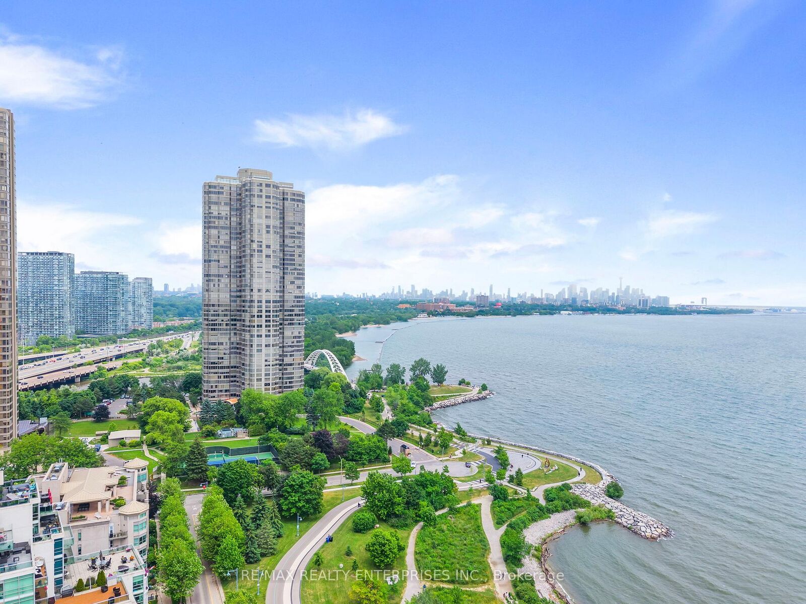 Property Photo:  1 Palace Pier Court 1208  ON M8V 3W9 