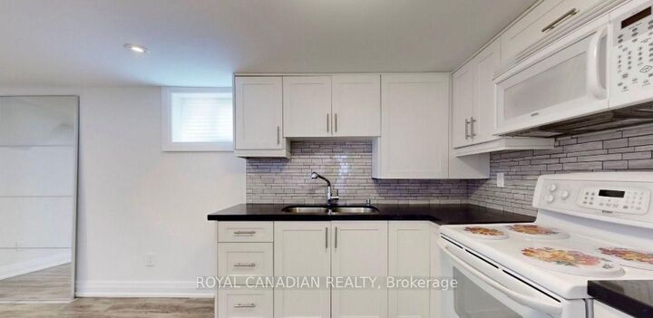 Property Photo: 268 Penn Avenue Bsmt ON L3Y 2S6