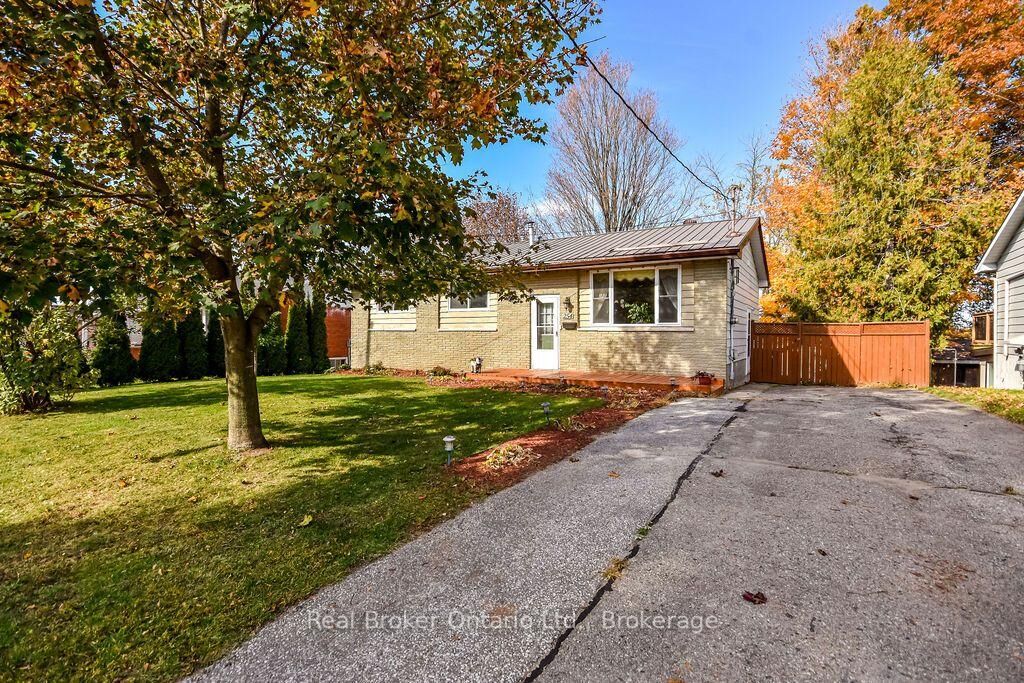 Property Photo:  254 Jeanne Street  ON L4R 2J3 
