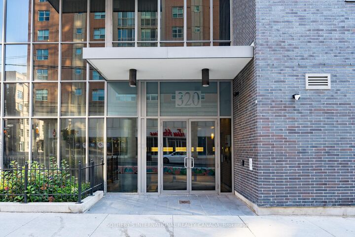 Property Photo: 320 Richmond Street E 316 ON M5A 1P9