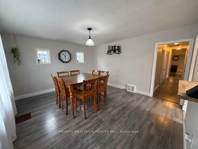 Property Photo:  150 Penetang Street  ON L4M 1V8 