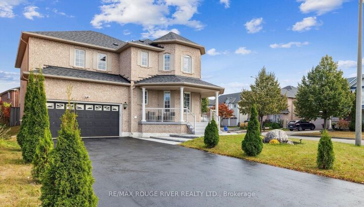 Property Photo: 1010 Langford Street ON L1K 2W1