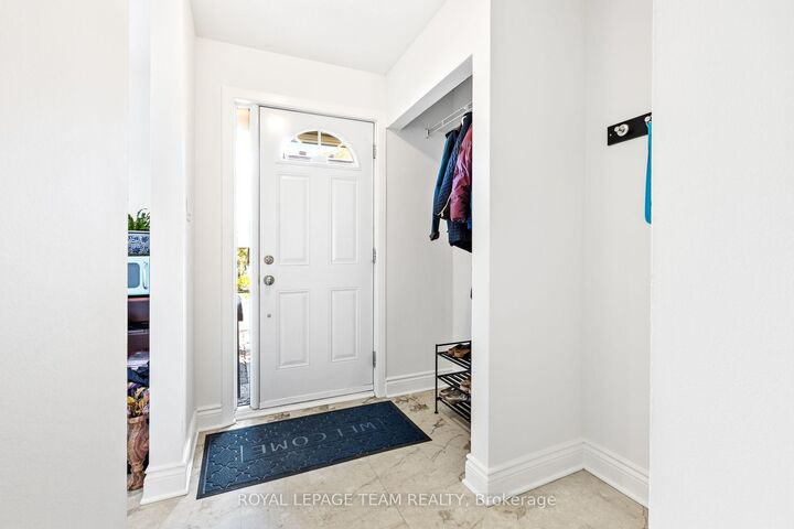 Property Photo:  811 Connaught Avenue 62  ON K2B 8K3 