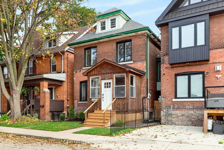 Property Photo:  26 Hazel Avenue  ON L8L 6C9 