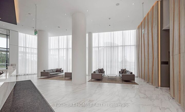 Property Photo: 3883 Quartz Road 1112 ON L5B 0M4