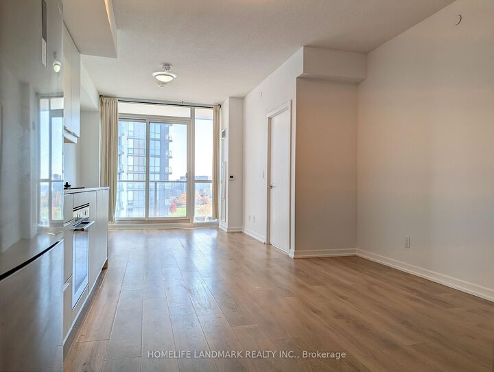 Property Photo:  36 Forest Manor Road 811  ON M2J 1M5 