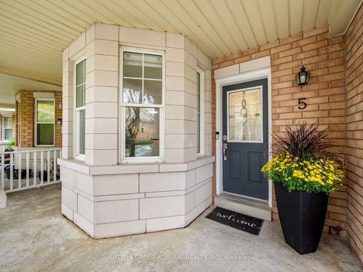 Property Photo:  5 Melia Lane  ON L6A 3K1 