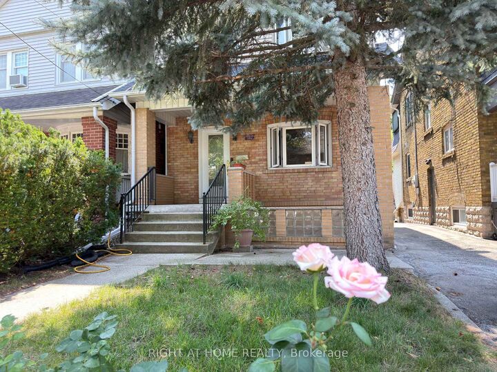 Property Photo: 107 Melrose Avenue ON M5M 1Y8