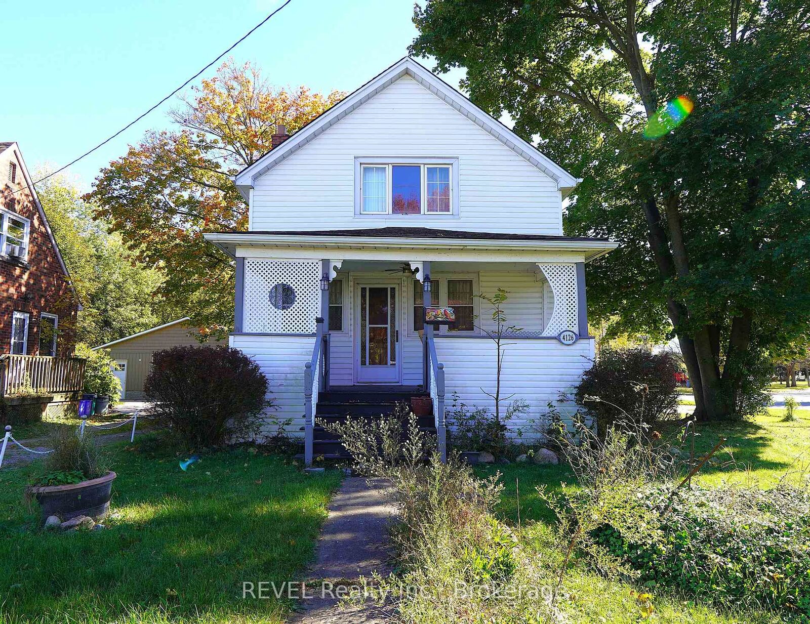Property Photo:  4126 Welland Street  ON L2G 6K1 