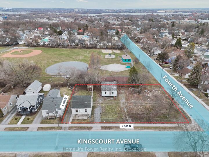 Property Photo:  121-127 Kingscourt Avenue  ON K7K 4P4 