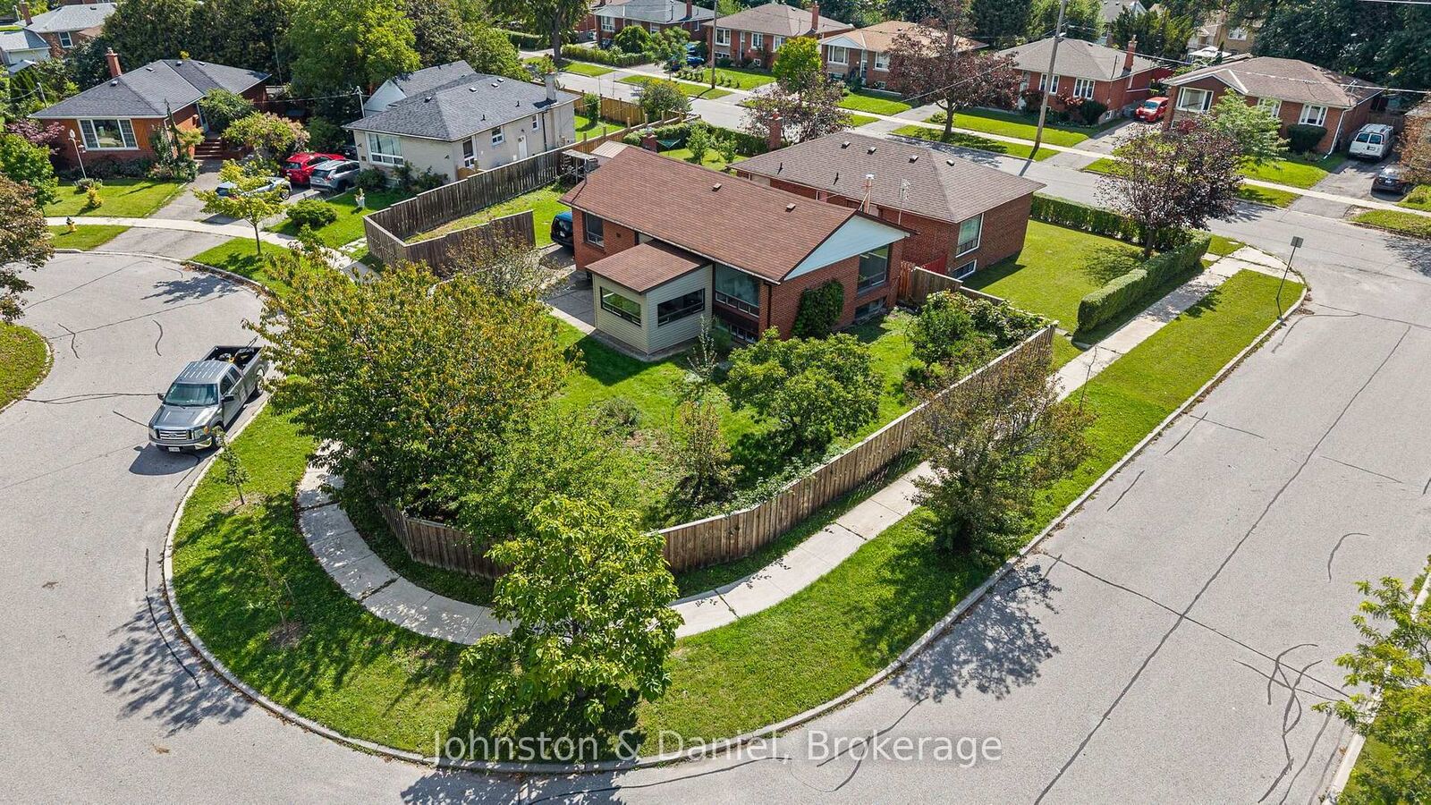 Property Photo:  30 Marawa Court  ON M1G 3A9 