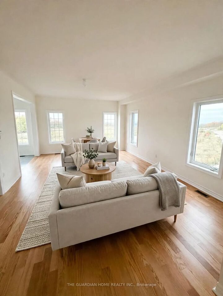 Property Photo: 2943 Zenith Parkway ON L1X 0R1