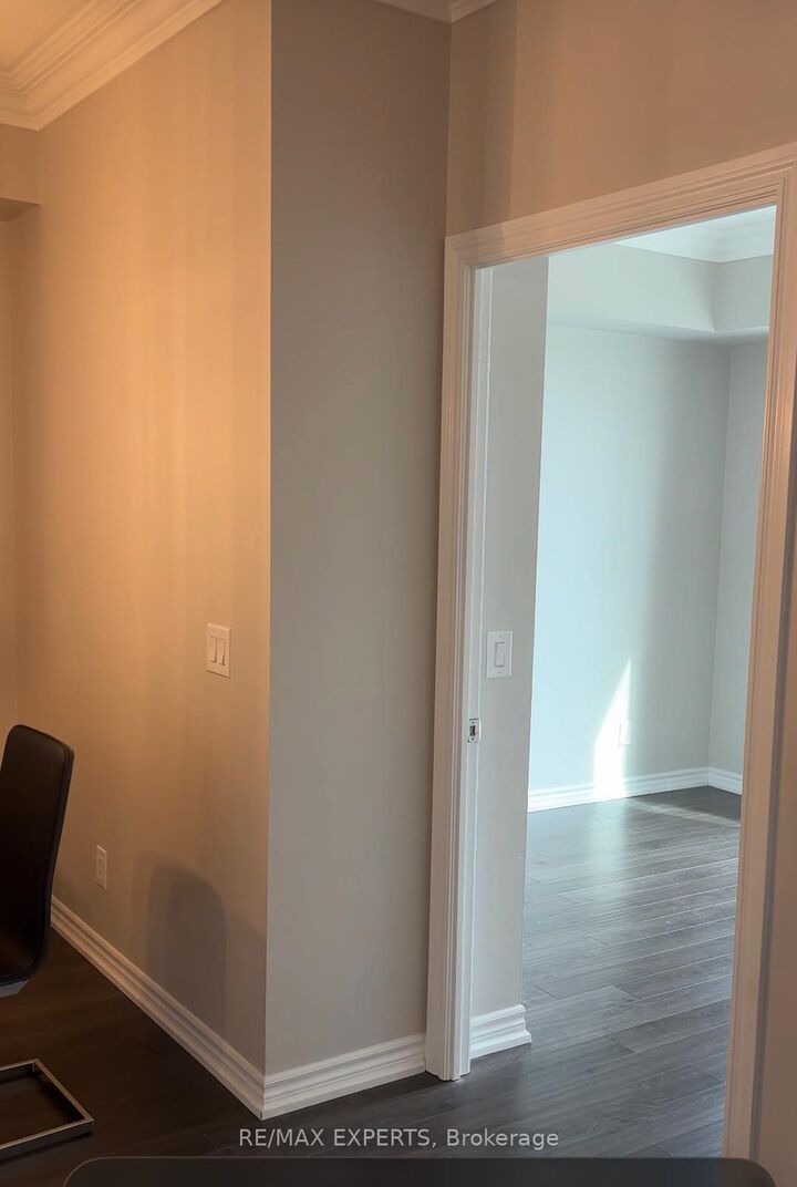 Property Photo: 7730 Kipling Avenue 608 ON L4L 1Y9