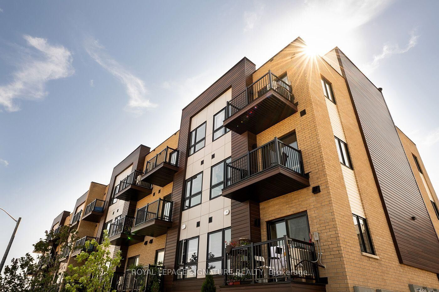 Property Photo:  40 Palace Street L6  ON N2E 0L2 