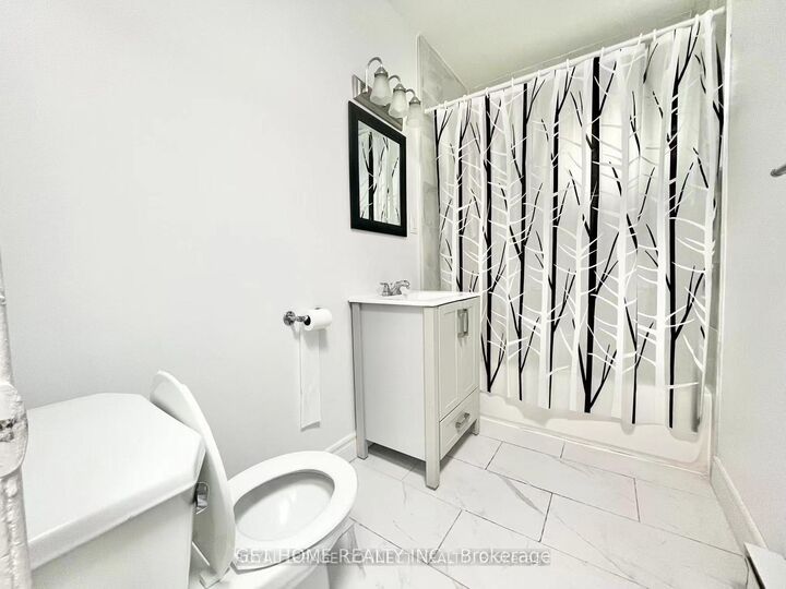 Property Photo:  2046A Danforth Avenue  ON M4C 1J6 