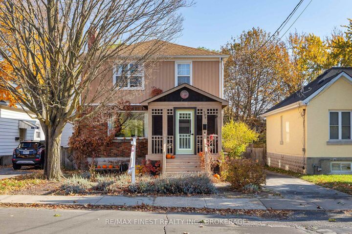 Property Photo:  199 Toronto Street  ON K7L 4A9 