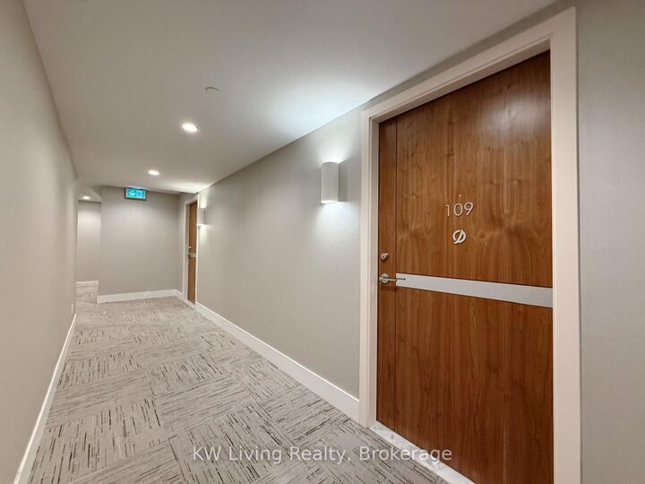 Property Photo:  27 McMahon Drive 109  ON M2K 0J2 