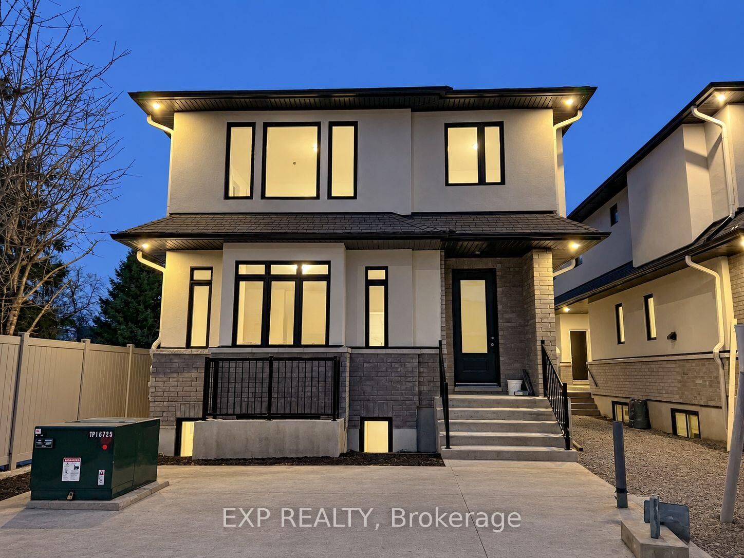 Property Photo: 1373 Louis Lane A ON K1B 3P2