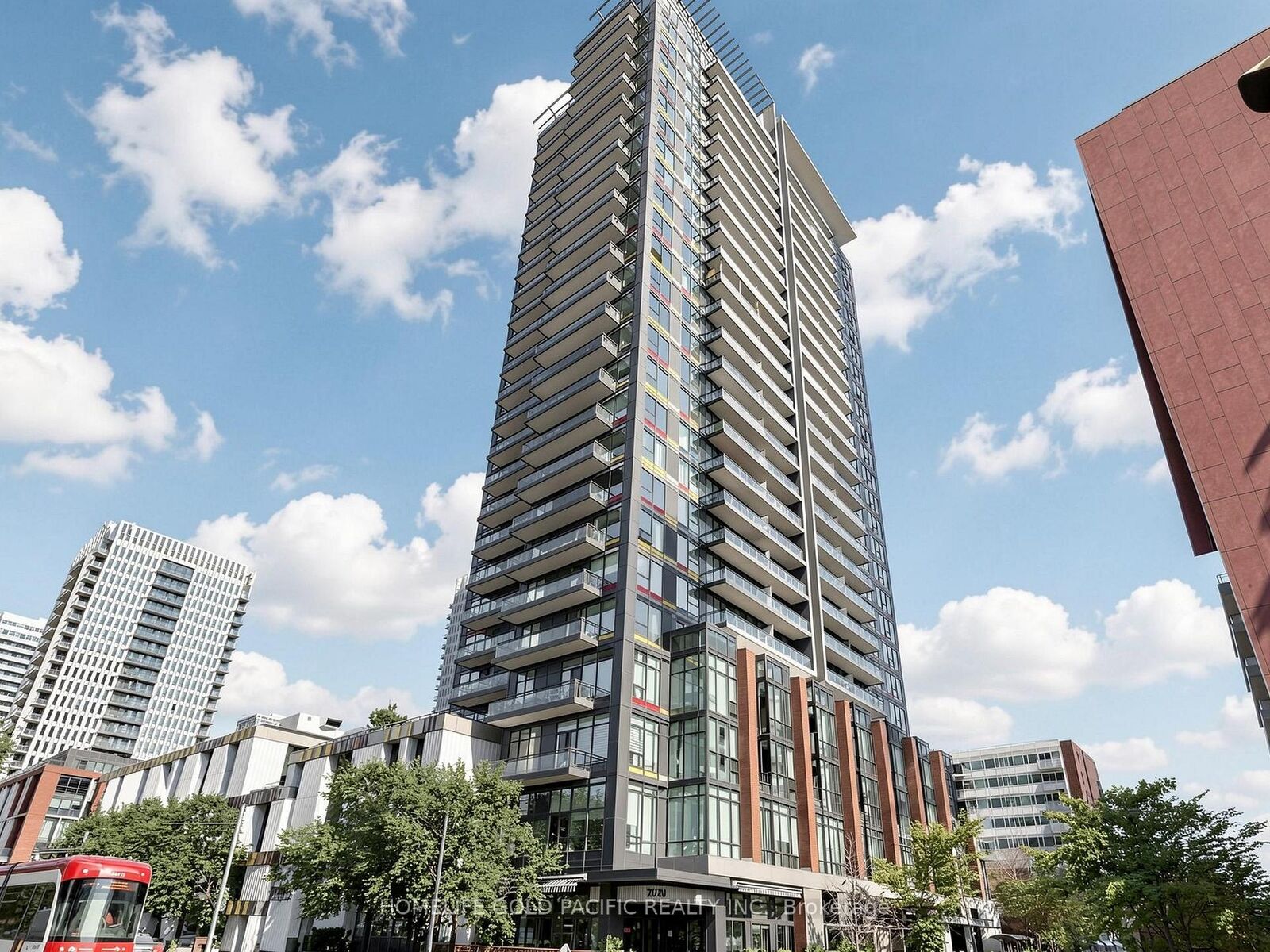 Property Photo: 225 Sackville Street 1807 ON M5A 0B9
