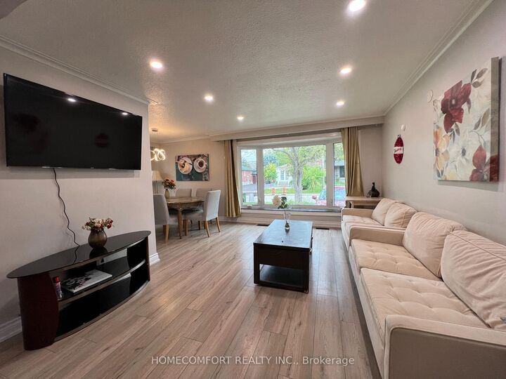 Property Photo:  83 Araman Drive  ON M1T 2P7 