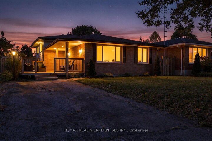 Property Photo:  4 Allanton Boulevard  ON N3R 3B9 