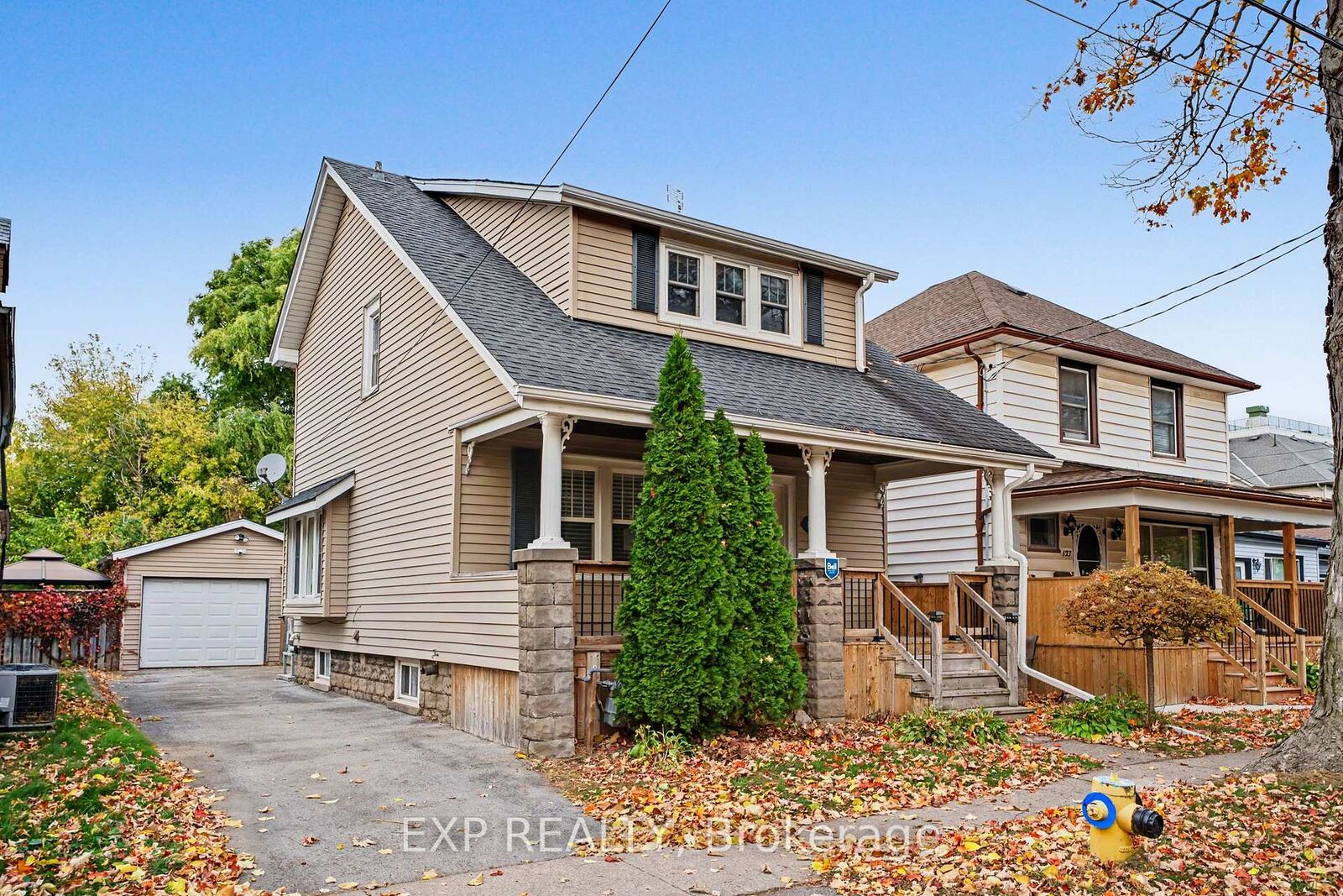 Property Photo:  125 Dufferin Street E  ON L2R 2A2 