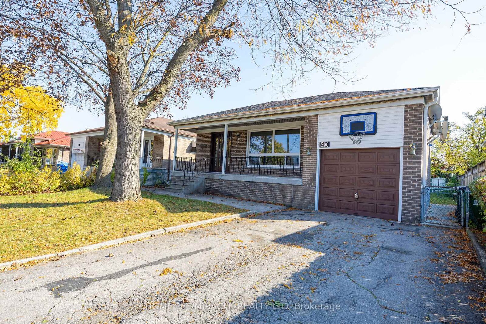 Property Photo: 40 Tealham Drive ON M9V 3T6