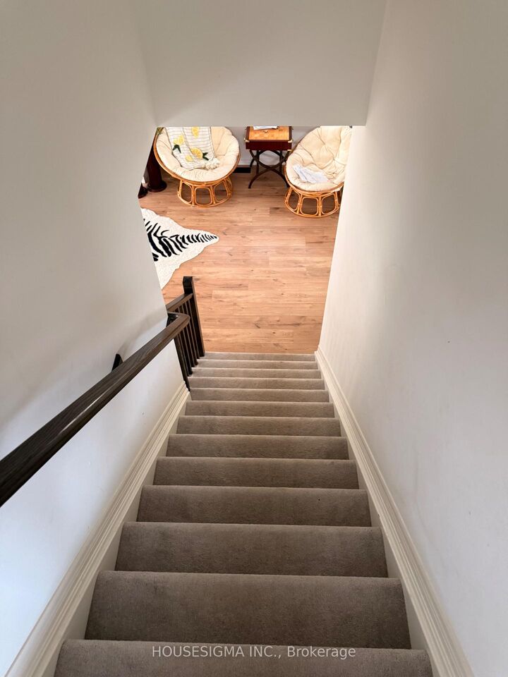 Property Photo:  20 Overholt Drive Lower  ON L2V 0G5 