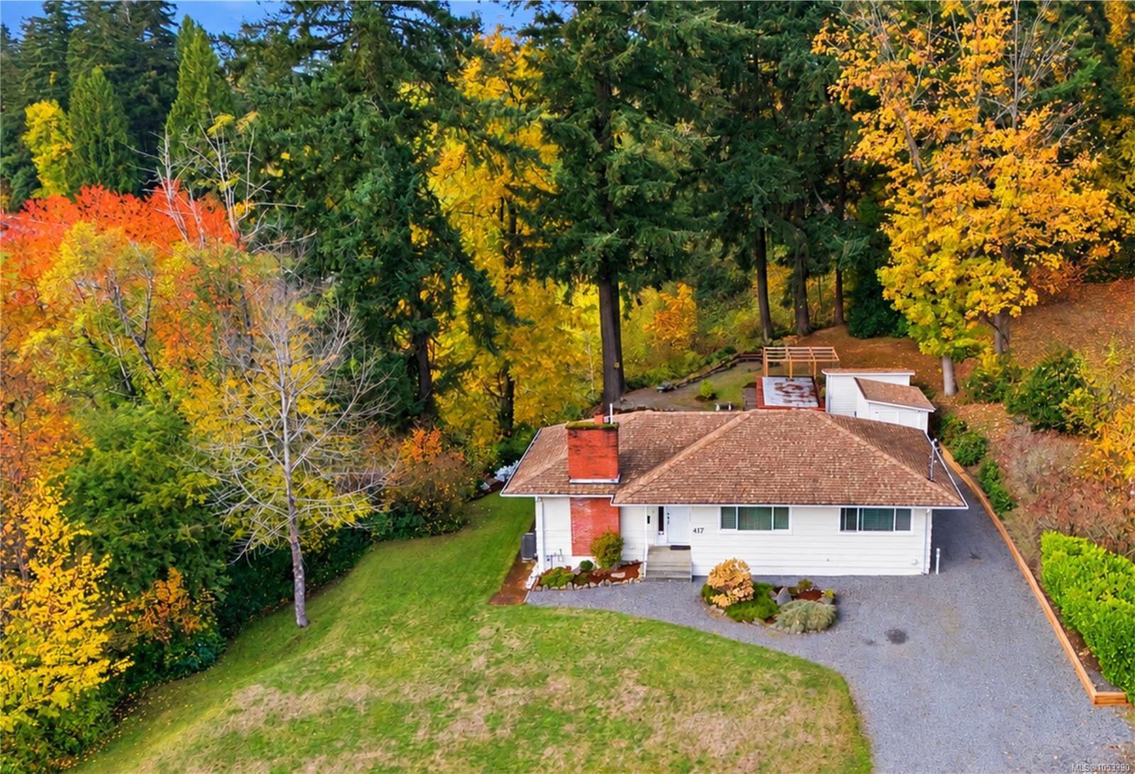 Property Photo:  417 Girvin Ave  BC V9S 4W7 