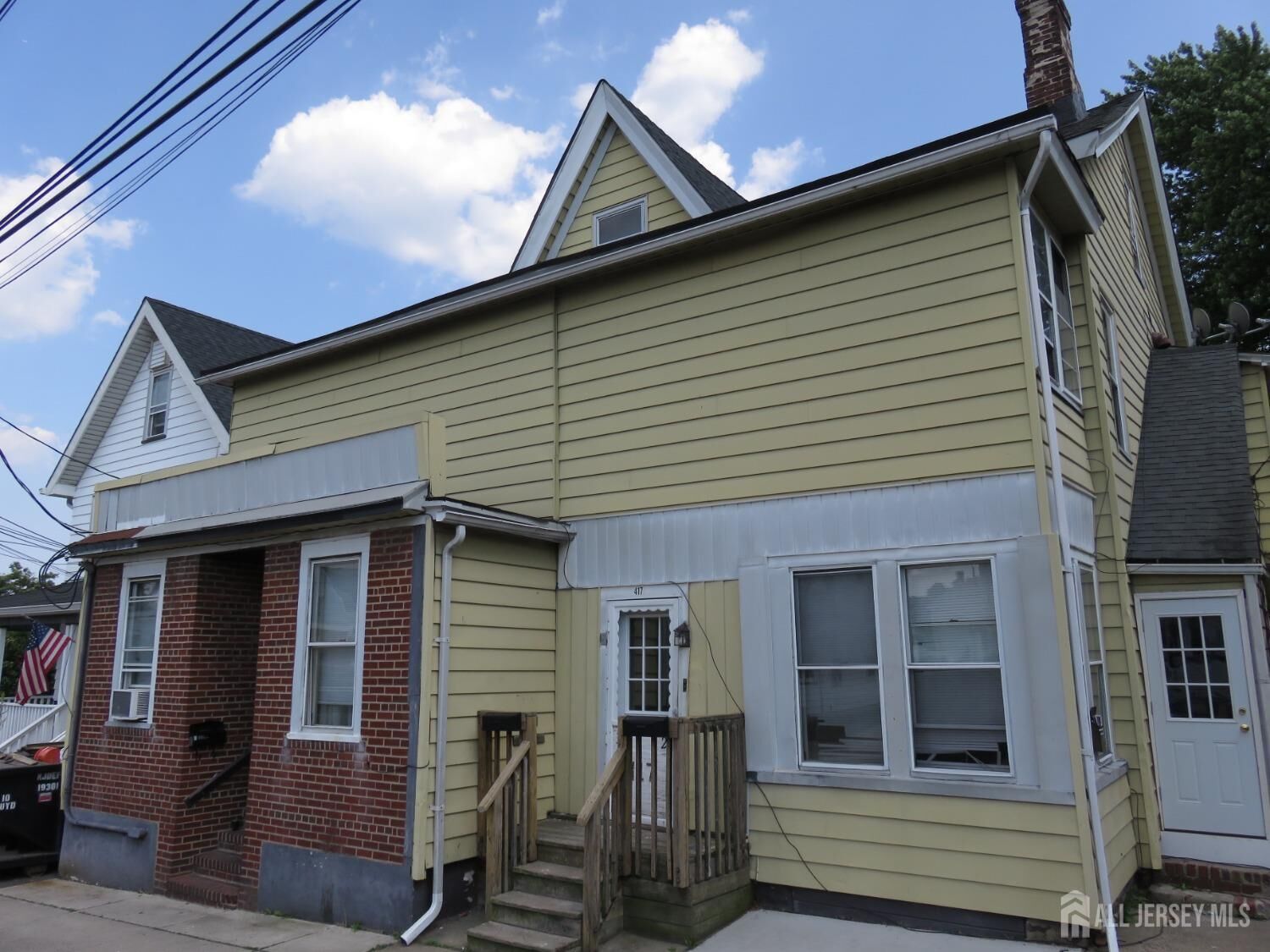 Property Photo:  417 Henry Street 4  NJ 08879 