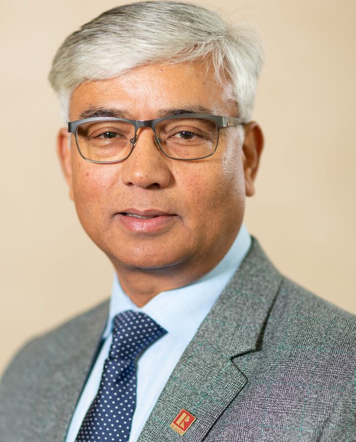 Lal Baniya, Realtor in Surrey, CENTURY 21 Canada