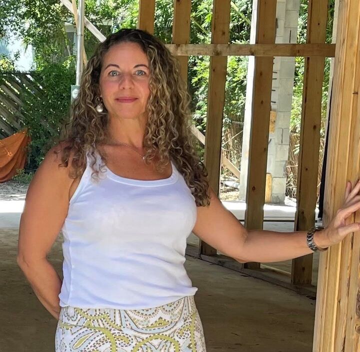 Nicole Gossett, Real Estate Salesperson in Tampa, Beggins Enterprises