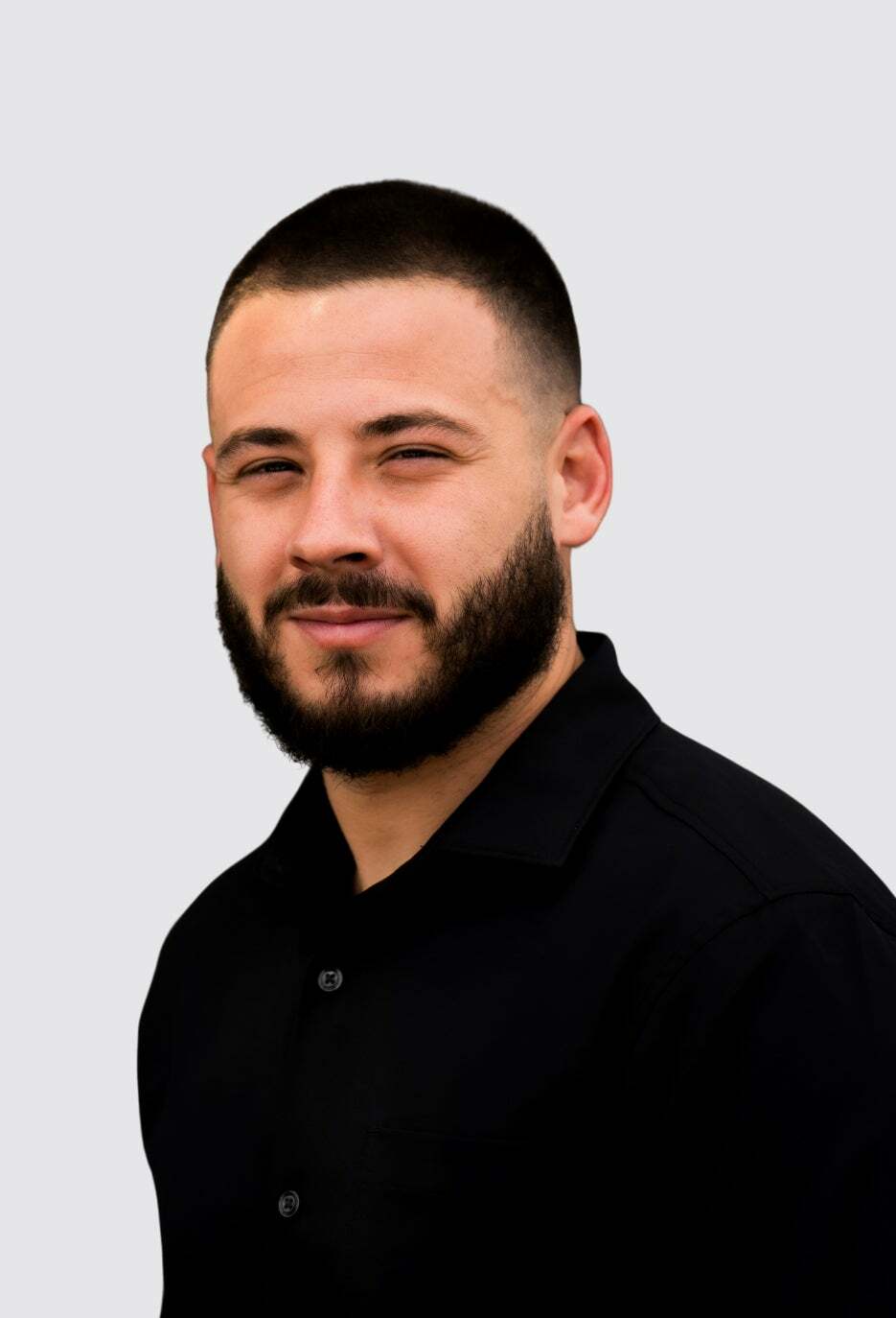 Joshua Hernandez, Real Estate Salesperson in Miami, World Connection