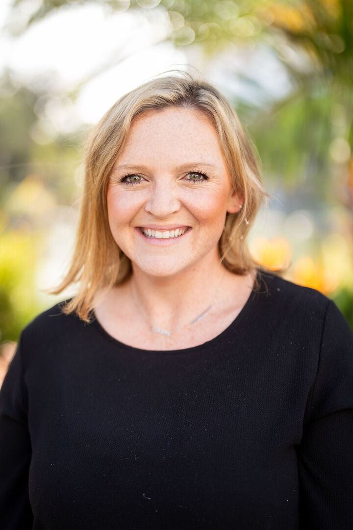 Bridgett Nunn, Real Estate Salesperson in Coronado, Napolitano & Associates