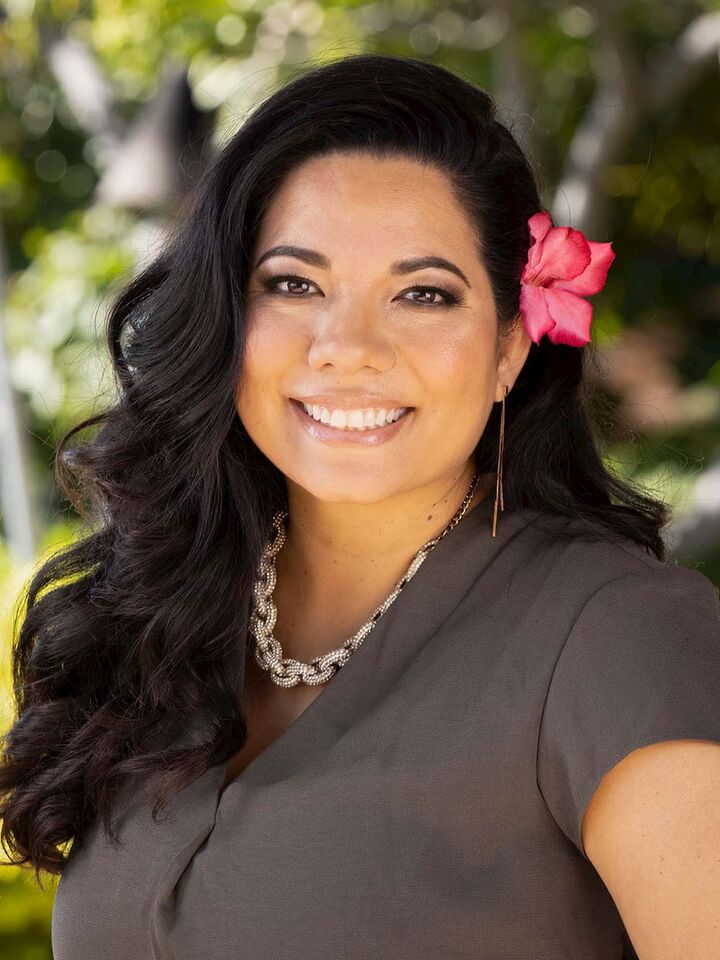 Crystal Lee Souza, MBA, Real Estate Salesperson in Kamuela, Pacific Properties