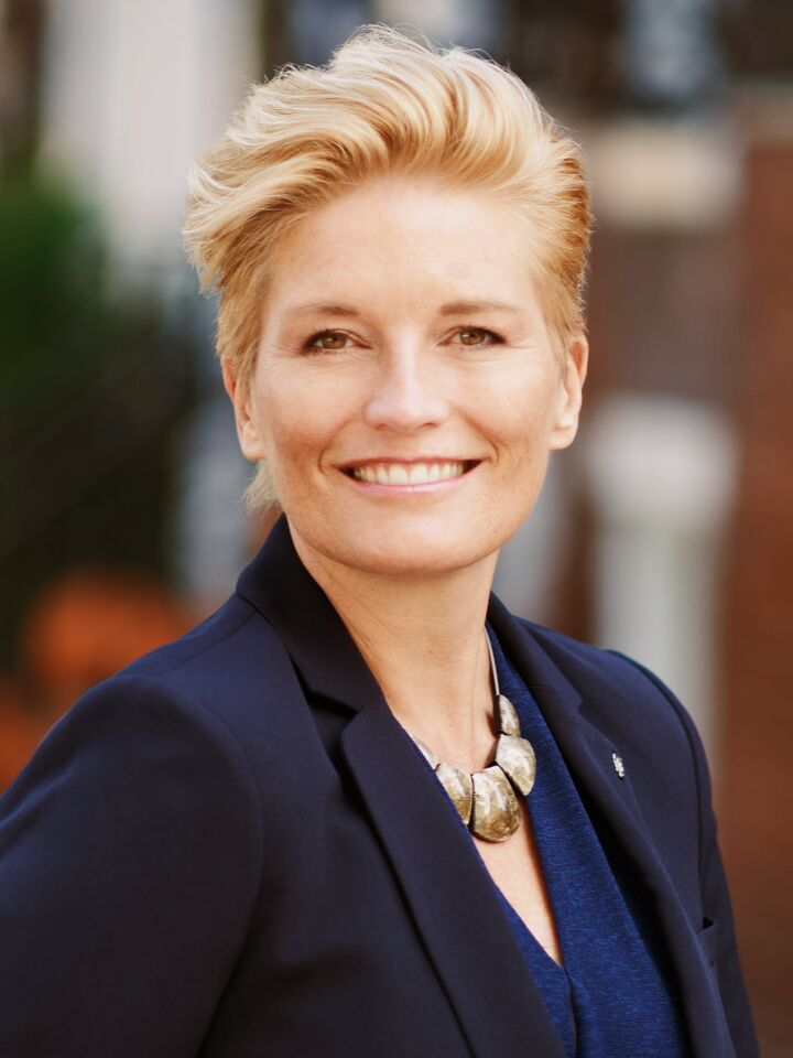 Virginia Brockton, Real Estate Salesperson in Alexandria, McEnearney