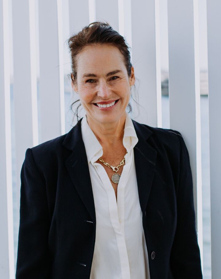 Michelle Kirby, Real Estate Salesperson in Newport, Gustave White