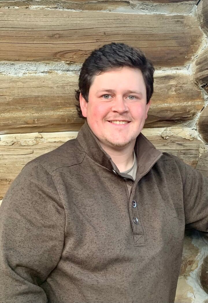 Journy Young, Real Estate Broker in Colville, Kelly Davis