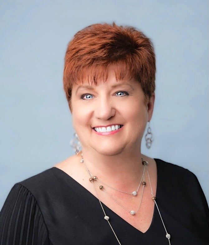 Linda Taylor, Real Estate Broker/Real Estate Salesperson in Southaven, Collins-Maury