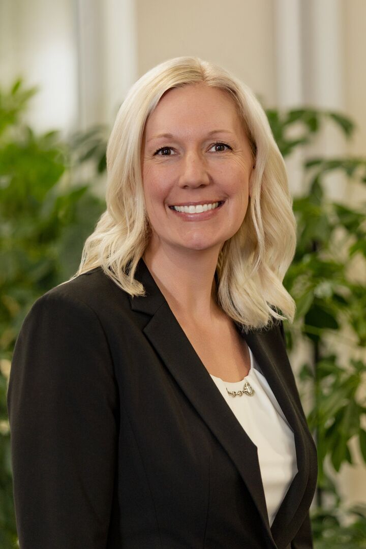 Alyssa Ypparila, Real Estate Salesperson in Dickinson, Morrison Realty