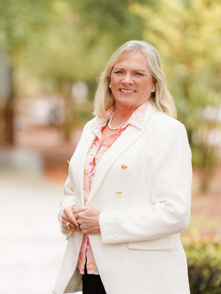 Ann Helms, Real Estate Salesperson in Destin, Reverie