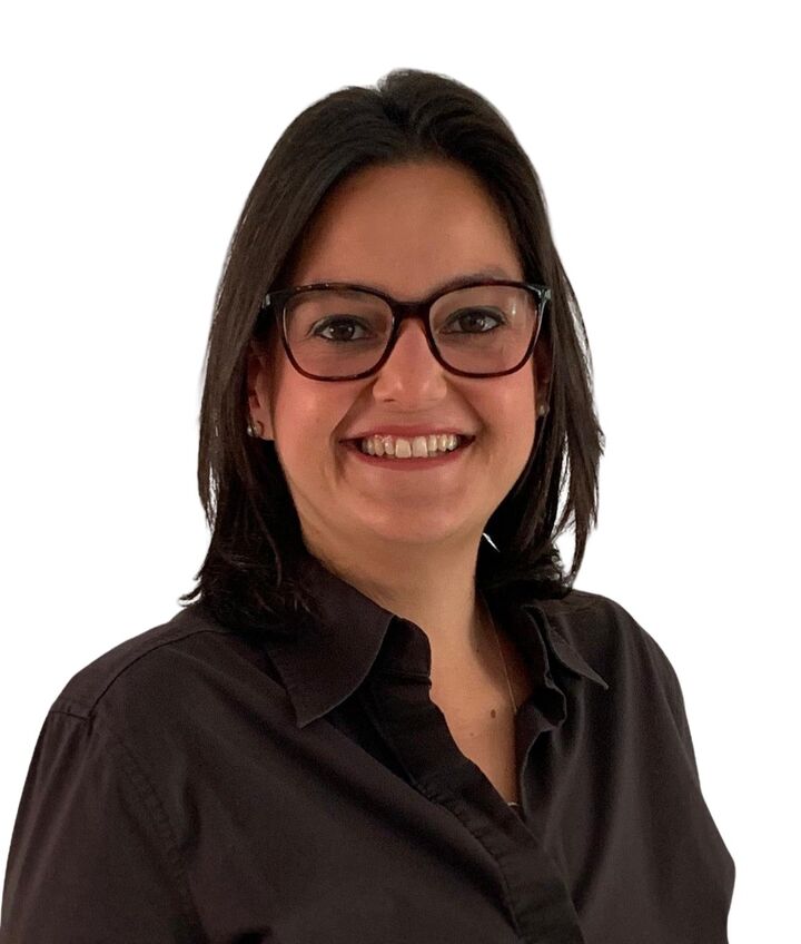 Mayra Fuentes, Real Estate Broker/Real Estate Salesperson in Miami, First Service Realty ERA Powered